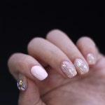 UNISTELLA TREND NAIL /유니스텔라_네일 on Instagram: “빛이 남달라요✨✨반짝 잔짝💗💗 . . #unistella #unistellanails #nail #design... 