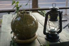 어느 찻집에서 ...