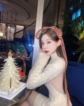 VELY 블리 (@dj._.vely) posted on Instagram • Dec 25, 2021 at 3:57pm UTC