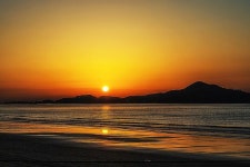 가장 멋진 해수욕장, 신두리해수욕장과 해안사구 | Celestial, Outdoor, Sunset