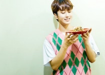 Pin page Pin by 𝐴𝑟í𝑎♡ on New Kidd | 뉴키드 | Women, Womens top, Fashion