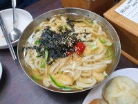 가메골손왕만두 - 회현역 한정식 / 백반 / 정통 한식 | 맛집검색 망고플레이트 - 2021 | 식품 아이디어, 한식, 음식