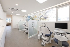 이문휘치과 | indfff | 인디에프디자인 | Home decor, Vanity mirror, Decor