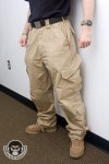 Pin de 성원 엄 en 카페성주봉산방분경 en 2023 | Ropa táctica, Pantalones cargo para hombre, Pantalones de combate