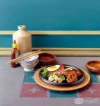 쌀과 고기, 해산물이 풍족한 자연환경을 토대로, 타국의 영향을 받은... 쌀과 고기, 해산물이 풍족한 자연환경을 토대로, 타국의 영향을 받은... 