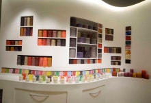 decorating waks에 있는 Waks Candles님의 핀 | 어린이 공간