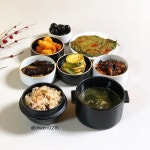 Instagram의 채리맘님: “찰밥.소고기미역국.가지볶음.애호박전.고들빼기김치.깍두기김치.깻잎김치.머루포도😋😋 즐거운 저녁되세요... 