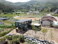 Cube factory에서 제작한 경남 거제의 컨테이너 카페입니다. 055 635 8887