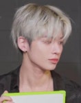 Weverse - Official for All Fans. Join NOW! - 2022 | 팬덤, 전세계, 케이팝