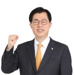 [당선인 인터뷰]이만희 영천청도 국회의원 당선인 위대한 영천청도 대도약 꼭 이루겠다” [당선인 인터뷰]이만희 영천청도 국회의원 당선인... 