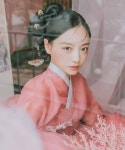 Korean dress (Hanbok)에 있는 L님의 핀 - 2021 | 포즈, 드레스, 헤어스타일