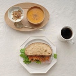yasue on Instagram: “_ いつかのおひるごはん🥣 #うちカフェ#홈카페#yse_table” | 브런치, 카페