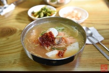 67년간 밀면을 만든 진정한 달인 신정식당 | 식품 아이디어, 한식