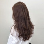 Pin page 가을에 어울리는 웨이브&컬러 레이어드컷 + s컬펌, 피치브라운... 문의 💌 디엠, 댓글, 카카오톡 | 헤어스타일, 머리 색깔, 자연스러운... 