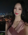 은아·ᴗ· on Instagram: “웃을 일이 없어서 어색하네 이젠”