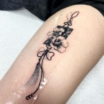 Ink.에 있는 JulieAnn Eakin님의 핀 | 타투, 나비 타투, 블랙워크