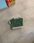#미에라공방  Green sweater🧶 고민중🤔(좌우디테일이다름) 세트로 테니스스커트나 바지를 만들고 싶은데 실모자람 원래는 배색이 %9... 