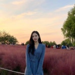 Pin page _your_dear에 있는 Judaiyuki님의 핀 - 2024 | 포즈, 사진 포즈, 사진