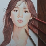 #이성경 색연필 인물화 그리기 하는중입니다. 오늘은 여기까지~~ 색연필 인물화 그리기 수업은 투데이클래스로 진행됩니다.... 