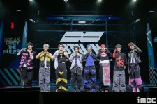 8TURN (에잇턴), UNCHARTED DRIFT Comeback Press Showcase.