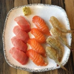 미쳤따 초밥🍣 #홍대 #여우골 #여우세트 #온초밥 #연어 #참치 #간장새우 #후 | 연어, 새우, 간장