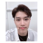 Instagram on Instagram: “오늘 뮤직뱅크 잘보셨나요? 팬사인회에서 만나요💚 여러분 안녕~~ -탤” | Nct taeil, Nct, Nct 127