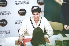 박보검 170922 네스카페 크레마 팬싸인회 [ 출처 : Hola :) https://twitter.com/hola_blessU/status/1046343046483259392 ] | パクボゴム