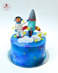 Astronaut cake Astronaut cake | Cake designs birthday, Cake designs, Cake