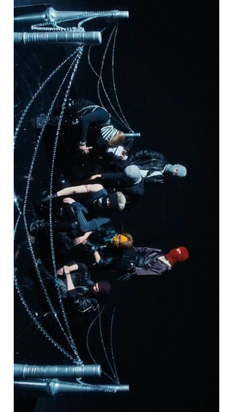 Stray Kids (스트레이 키즈) UNVEIL : TRACK 1 