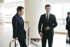Pin by 이영 on 드라마 in 2020 | Designated survivor, Survivor, Japanese drama