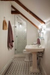 Design: Attic Bathroom / Идеи ванной на чердаке - OZODA STYLE | 다락방 아파트, 다락방 침실, 작은 욕실