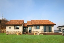 소박한 마음으로 담백한 삶을 가꾸는 집, 내죽리 소담재 | House styles, House, Home decor