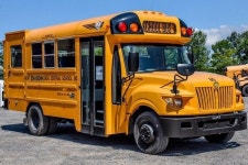 Buses에 있는 무진 정님의 핀 - 2020