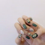 • Nail Design 영롱한 빛을 내뿜는 자개네일 디자인모음 자개네일 : 네이버 블로그 | 베이지 네일, 네일, 네일 컬러