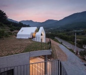 바오마루-경북 청도 | rieuldorang Baomaru House by Rieuldorang Atelier