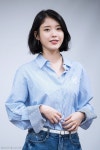 [170513] 벽화 그리기 봉사활동 깜짝 방문 아이유 직찍 by 달빛마차 - 2020 | 연예인, 유명인, 소녀