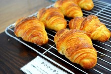 Bakery Protea & 3Beans cafe（ベーカリー プロテア＆スリービーンズ カフェ） | 食べ物のアイデア, ベーカリー, カフェ