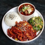 정이하우스 쿠킹클래스 집밥 홈쿡 한식 요리 밑반찬 대전 on Instagram... 여보 내가 넘나 바빠  내맘같이 푸짐하게 한그릇에 담아봤어🤣🤣... 