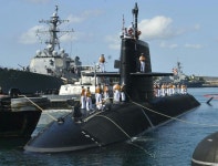 잠수함에 있는 SANG CHUL BYUN님의 핀