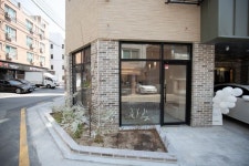 스피드에이&카페더에이(cafe the A) | interior, 인테리어, cafe, cafe interior, 카페, branding, bar, korea, 가든에이, garden a, design, nonespace | Garden...
