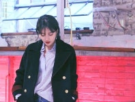 수지, 노래방, 러시아