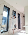 주식회사 로에르🕊(@roer____) • Instagram写真と動画 | Coat, Lab coat, Girl photos