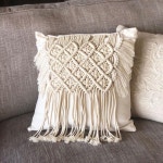 Pin de sofia sin em 매듭 | Estampa macramé, Ideias criativas, Arte macrame