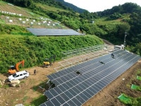 금산 오항리 시공 현장(태양광 구조물/ 태양광 기초 시공)(2) | Outdoor decor, Outdoor, Solar panels