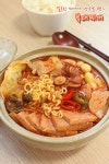 부대찌개 만드는 법:) 얼큰한 찌개가 생각나는 날..[부대찌개] | 식품 아이디어, 한식, 음식 요리법