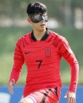 Son Heung Min에 있는 Black Hair님의 핀