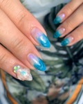 Pin page 하이하이네일∙캐릭터네일 전문∙캐릭터수강∙대구네일 on Instagram: “손톱위에 파도,조개 그리고 모아나🌊🤍... 