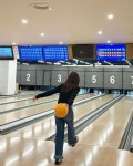 Pin page 엄지(UMZI) on Instagram: 열어분 볼링 이렇게 치면 스트라이크 나옵니다..?🎳 예쁘게 치고 온줄 알았는데(?) 사진 받아서 보고... 