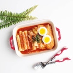 #떡볶이데이 ° Just one 10 minutes🎶 ° 요알못도 10분이면 간단하게 맛있는 떡볶이 요리사가 되요🍴 ° 저처럼 매운거 못... 