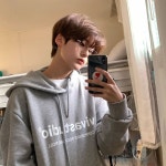 Instagram의 ᵔᴥᵔ、、님: “비바스튜디오 후드티 넘 이뻐서 인생네컷 5번 찍었음 ㅋㅋㅎ ¯\(ツ)/¯” - 2020 | 남자아이 헤어스타일, 여자... 